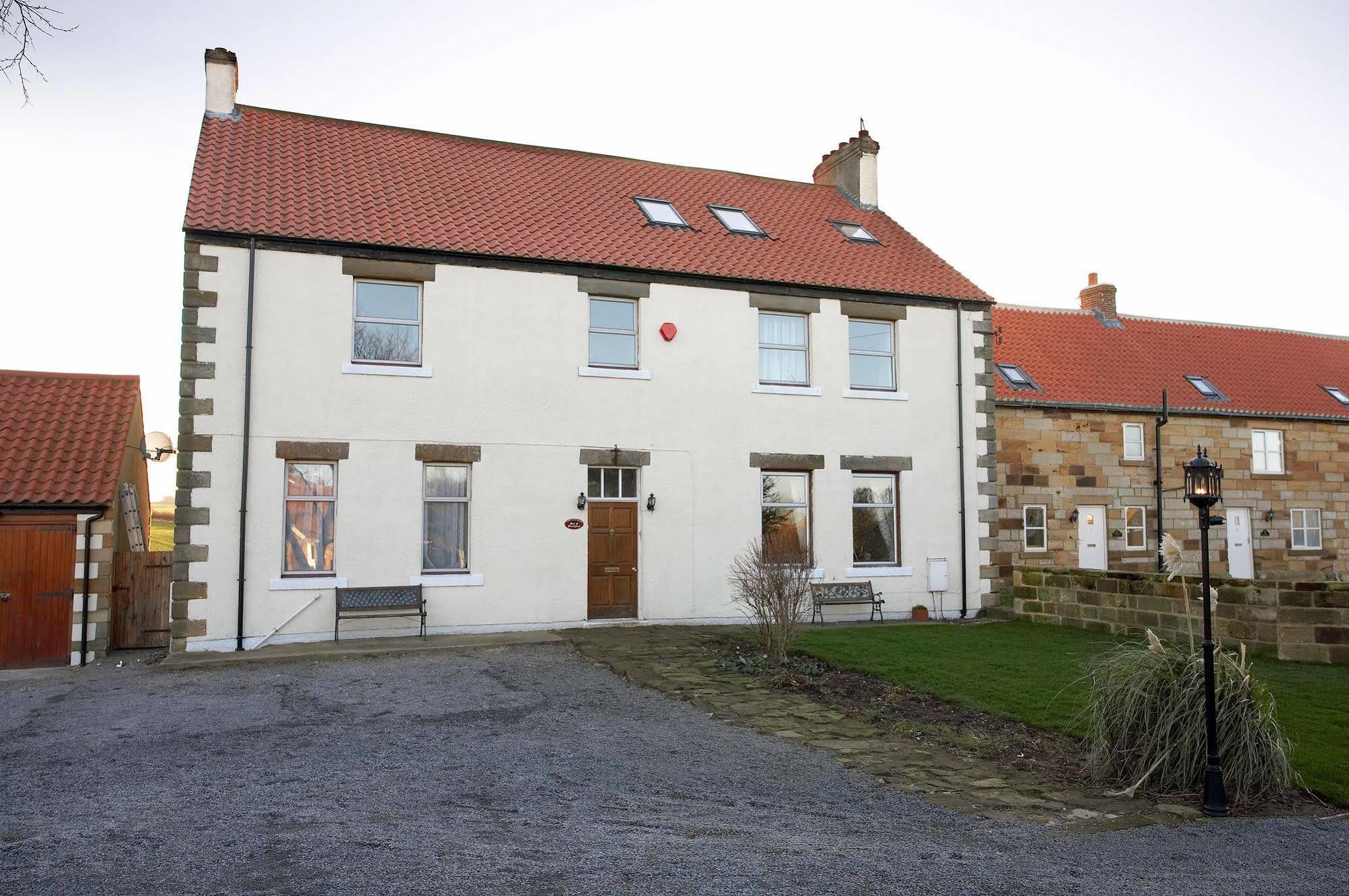 Townend Farm Bed And Breakfast Loftus Exterior photo